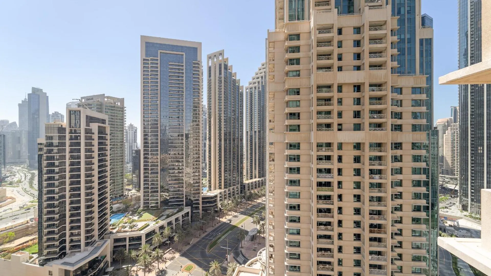 Vayk - Modern 1 Bd In Downtown Dubai Lägenhet